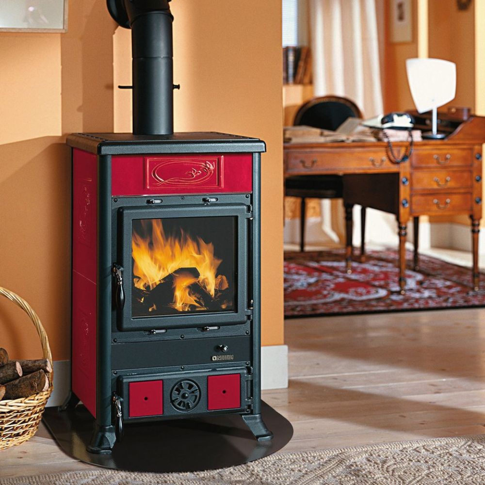 Ιταλική ξυλόσομπα La Nordica Rossella R1 κόκκινη, 9kW | Σόμπες ξύλου | Ξυλόσομπες |
